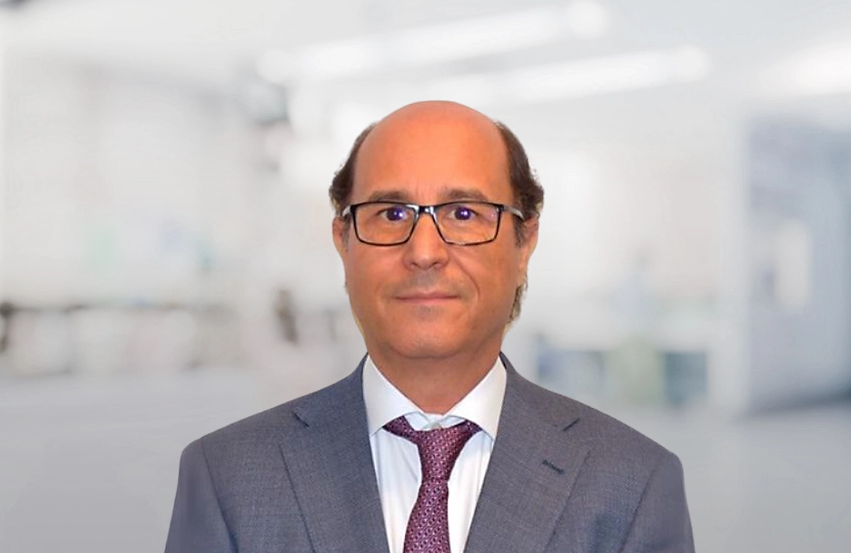 Dr. Eugenio de Miguel, rheumatology department Hospital University La Paz, Madrid