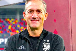 Dr. Alejandro Rolon
